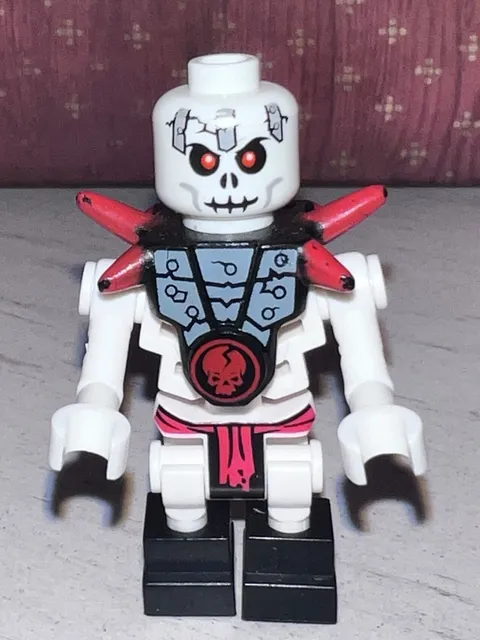 Lego Ninjago Villain Frakjaw Skeleton Warrior 2011 (008)