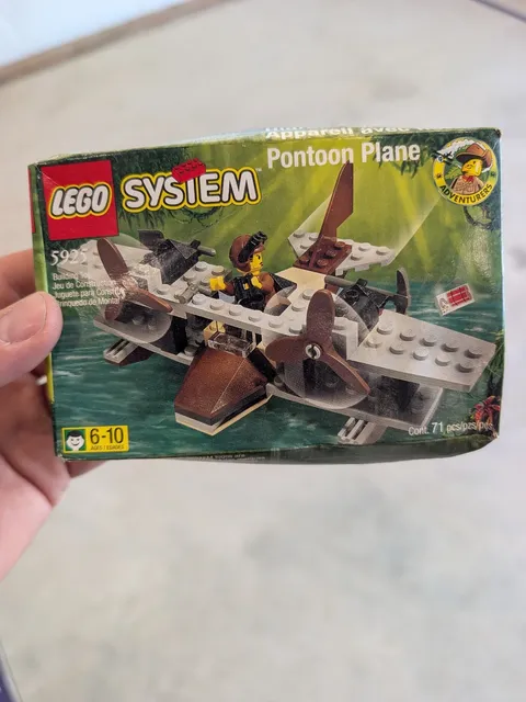 LEGO 5925 Adventures Pontoon Plane New Sealed With Damaged Box