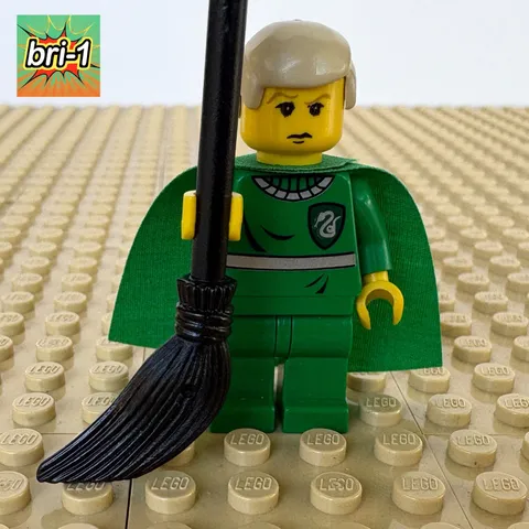 LEGO Harry Potter, Chamber Of Secrets: Draco Malfoy, BROOM hp020, 4726, 2002