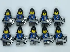 10 X LEGO Black Falcon Soldier Castle Minifigures Figs Shield Sword Nose B7