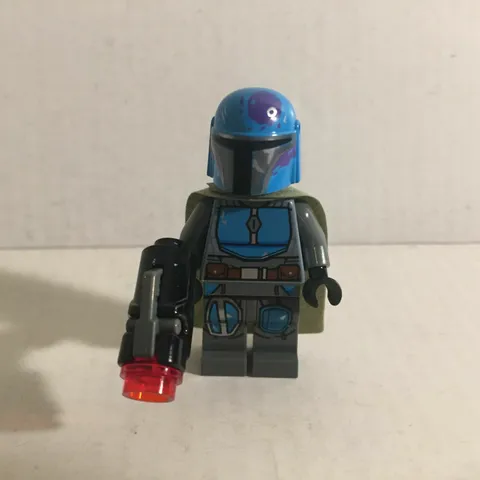 Authentic Lego Star Wars Blue Mandalorian Lego Minifigure with Blaster