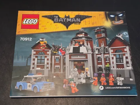 LEGO The LEGO Batman Movie: Arkham Asylum (70912) - Complete