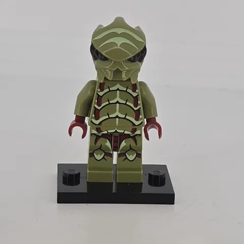 Lego Galaxy Squad-Alien Buggoid Olive Green Minifig (GS001)- Excellent- Look!