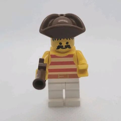 LEGO Pirates Minifigure Brown Tricorn Hat Musket Striped Torso White Legs