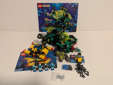 LEGO Aquazone: Hydro Reef Wrecker (2162) &  6145 aquanauts, And Extra Figs