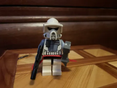 Lego Star Wars Arf Clone Trooper Minifigure (Chest Of Cammondo Trooper)