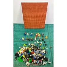 LEGO Minifigure Lot 16pc Batman Two-Face Harry Potter 32x32 Baseplate Parts Set