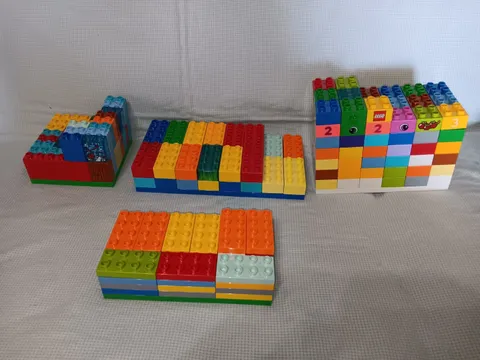 LEGO DUPLO Bulk Lot 225 Pieces Assorted Bricks 2x2 2x4 1x2 tall 2x4 thin