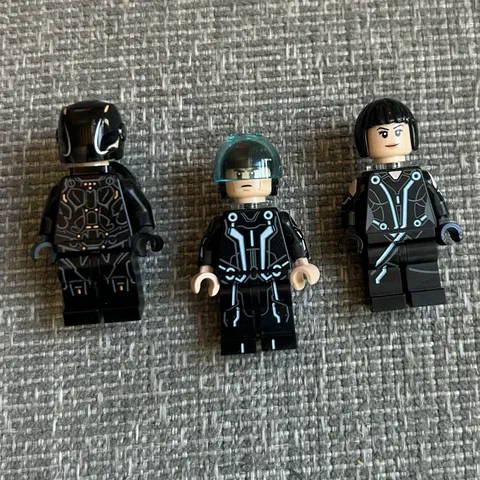 LEGO Brand LOT of 3 TRON Themed Minifigures (21314)  Quorra Rinzler Sam Flynn