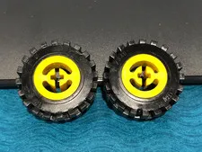 LEGO PART 3482c02 TIRE 30x10.5 OFFSET W/YELLOW WHEEL SPLIT AXLE HOLE 2 PIECES