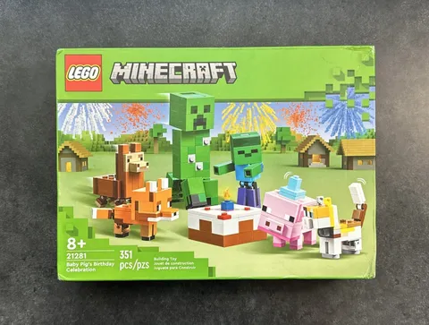 Lego Minecraft: 21281 Baby Pig's Birthday Celebration