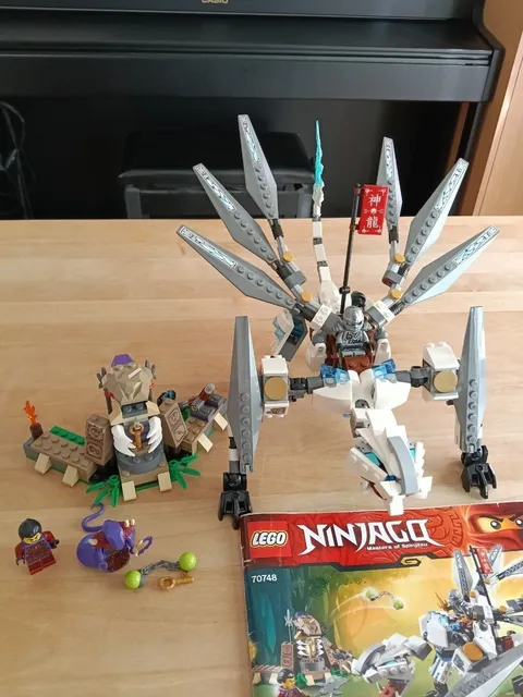 LEGO NINJAGO Titanium Dragon 70748 In 2015 Used Retired Complete W/Manual