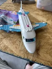 LEGO FRIENDS: Heartlake Private Jet (41100)