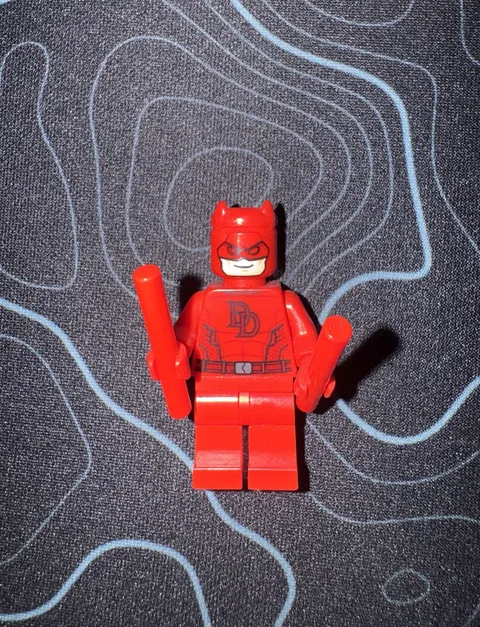 LEGO Marvel Super Heroes Official Daredevil Minifigure RARE Daily Bugle 76178
