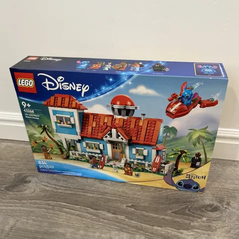 LEGO Disney: Lilo and Stitch Beach House (43268)