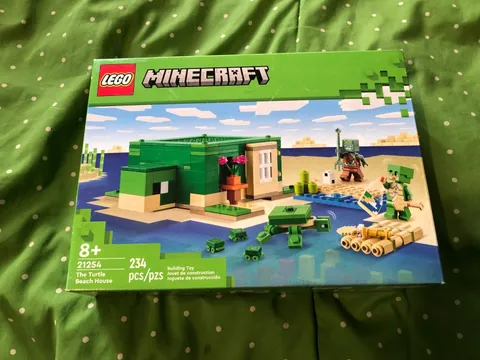 Lego 21254  Minecraft The Turtle beach House new sealed box