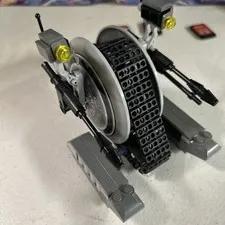 LEGO Star Wars 7748 Corporate Alliance Tank Droid 2009 - Complete Build No Figs