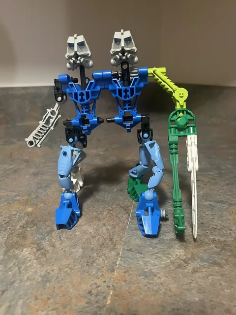 LEGO Bionicle Lot Mixed Parts Vintage 2001