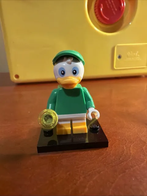 LEGO Louie Duck ~ Disney Minifigure Series. 2 ~ 71024
