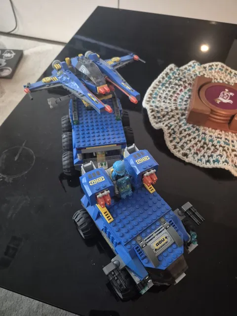 LEGO Alien Conquest Earth Defense HQ 7066 