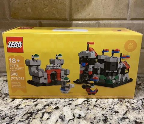 LEGO Mini Knight’s Castle Set 40775 New Sealed