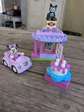 LEGO DUPLO Disney 10873 Minnie's Birthday Party  complete set