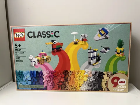 LEGO Classic 11021 90 Years of Play Anniversary Set 1100 Pieces SEALED Box Wear