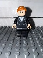 LEGO®  Sh0740 - Pepper Potts - Black Suit, Dark Orange Ponytail