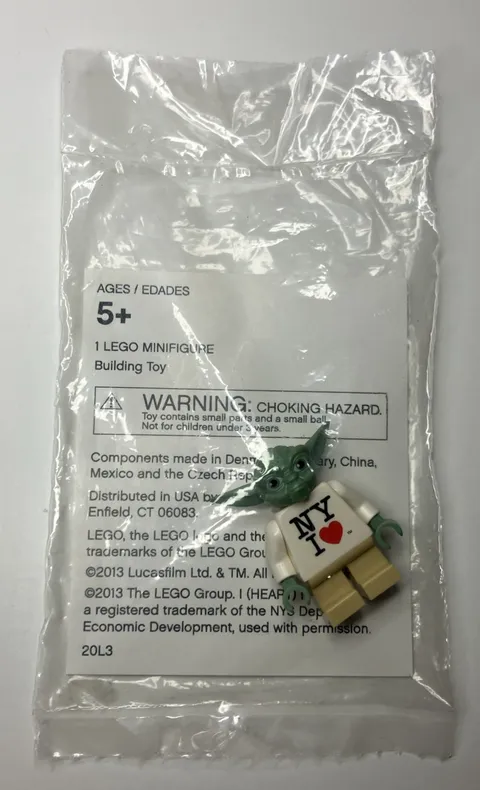 💎LEGO STAR WARS NEW YORK YODA EXCLUSIVE MINIFIGURE *BRAND NEW* NOT SEALED