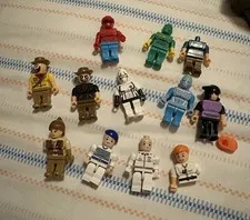 lego people figures lot 12 People  Including Indiana Jones -