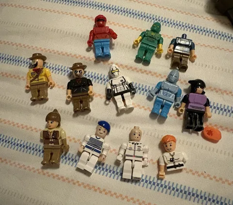 lego people figures lot 12 People  Including Indiana Jones -