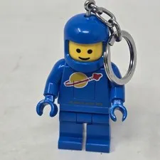 LEGO Classic Space Blue Astronaut LED Lite Keychain Light Up Minifigure 2022