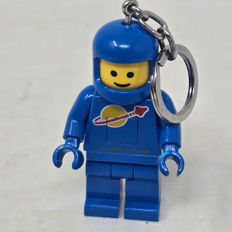 LEGO Classic Space Blue Astronaut LED Lite Keychain Light Up Minifigure 2022