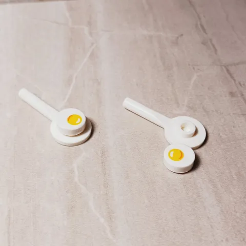 New LEGO Spatula Egg Set Lot of 2 Paddles with printed Poached Eggs Serving