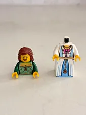 Lego Kingdoms Green Princess minifigure cas503 and princess minifigure cas538