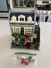 LEGO Creator Expert: Parisian Restaurant (10243), No Manual, All Minifigures