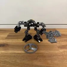 Bionicle Rahaga Bomonga (4878) Near Complete Figure missing rip cord Ships Fast!