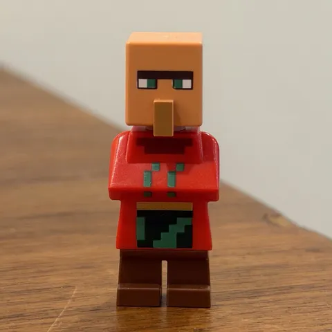 NEW LEGO Minecraft Blacksmith Villager Minifigure Savannah Biome Outfit