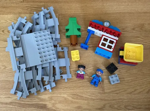 Lego Duplo Steam Train Track, Platform and Blocks 10874 Replacement *No Train
