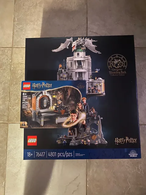 Lego Gringotts Bank 76417 and extra Vault 40598