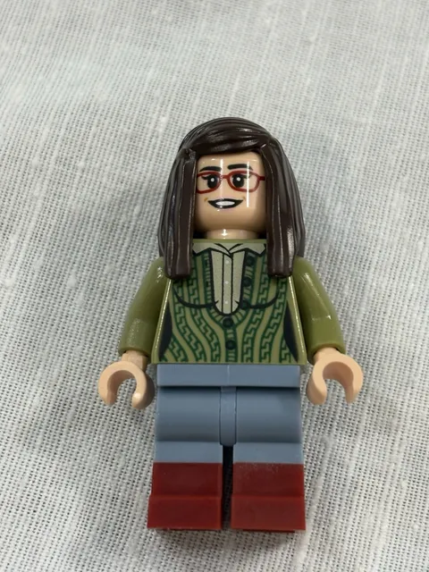 Amy FarrahFowler Lego Minifigure - The Big Bang Theory