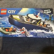 LEGO City Police Boat Chase Building Toy (60456) 264 Pieces New In Box Read