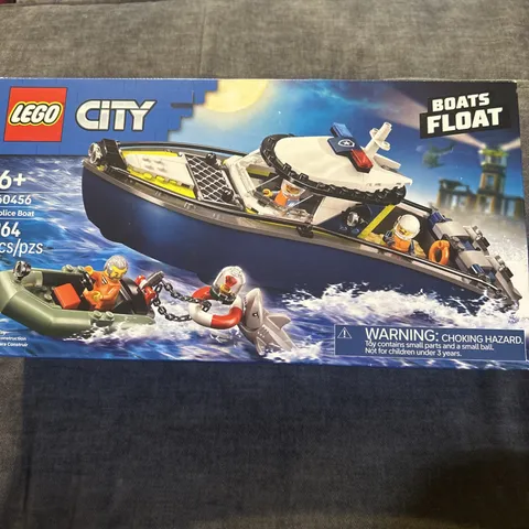 LEGO City Police Boat Chase Building Toy (60456) 264 Pieces New In Box Read