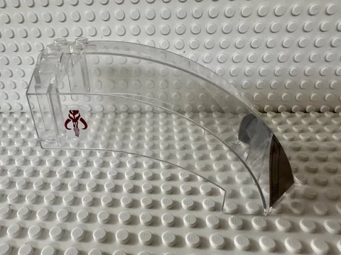 LEGO Windscreen 12x6x6 Curved with Mandalorian Skull and SW Slave I 41881pb002