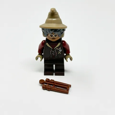 SHOP OWNER Witch Minifigure LEGO Harry Potter 76452 (hp573)