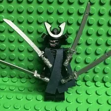 LEGO Lord Garmadon minifigure with robe Headgear The LEGO Ninjago Movie 70612