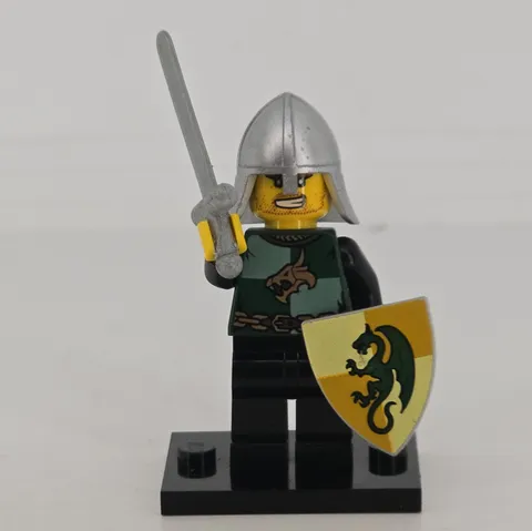 Lego Castle CAS439 Dragon Knight Minifigure with Helmet, Sword and Shield