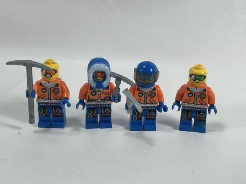 LEGO Arctic Explorers, Snow, Mountain, Winter Minifigures  - Lot of 4