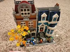 LEGO Creator Expert Modular Building Series Bookstore Set 10261