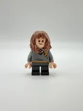 Lego Hermione Granger 76382 Gryffindor Sweater w/ Crest Harry Potter Minifigure